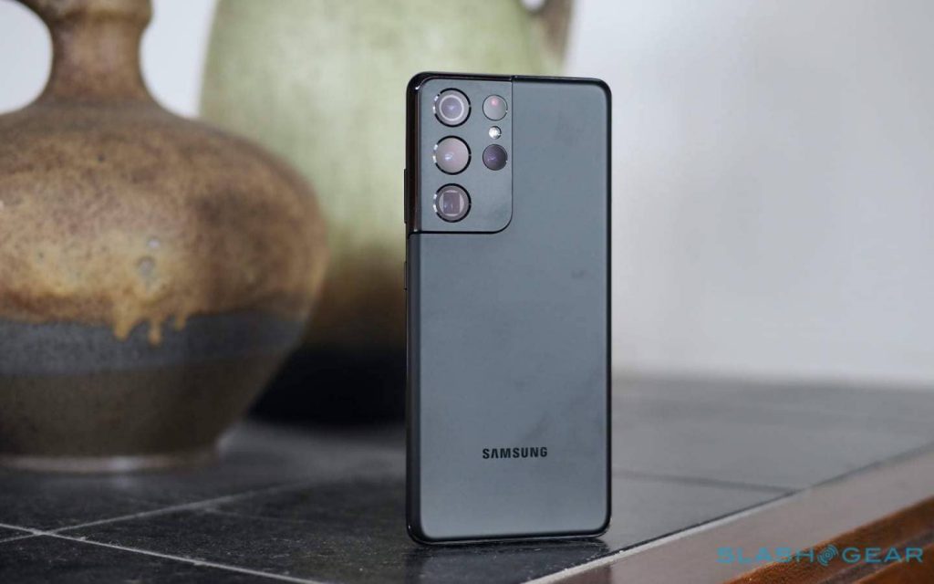 five coolest smartphones 2021 3 1024x640 - نگاهی به ۵ مورد از جذاب&zwnj; ترین گوشی&zwnj; های سال ۲۰۲۱