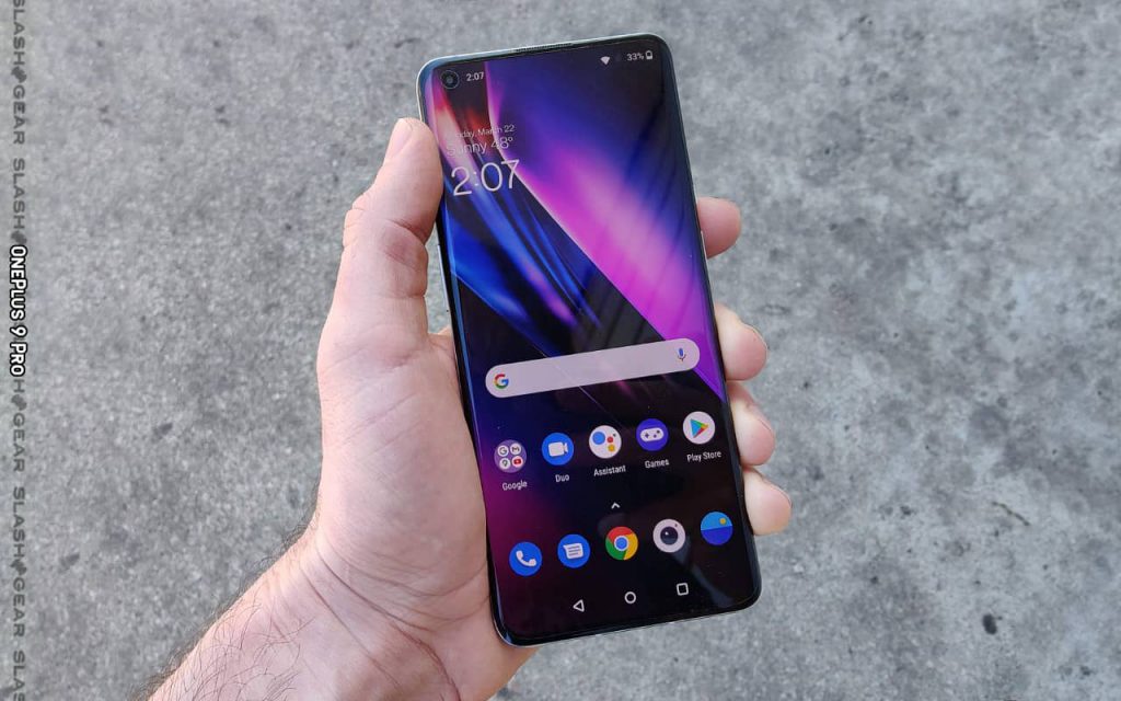 five coolest smartphones 2021 4 1024x640 - نگاهی به ۵ مورد از جذاب&zwnj; ترین گوشی&zwnj; های سال ۲۰۲۱